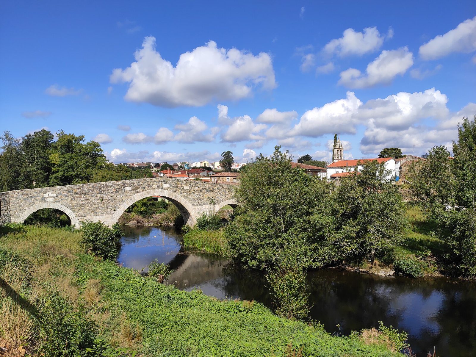 Ponte de Furelos, Melide